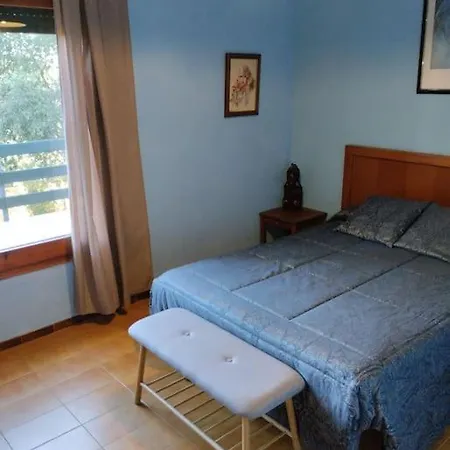 Hébergement de vacances Casa Adossada De Camp Prop De La Costa Brava *